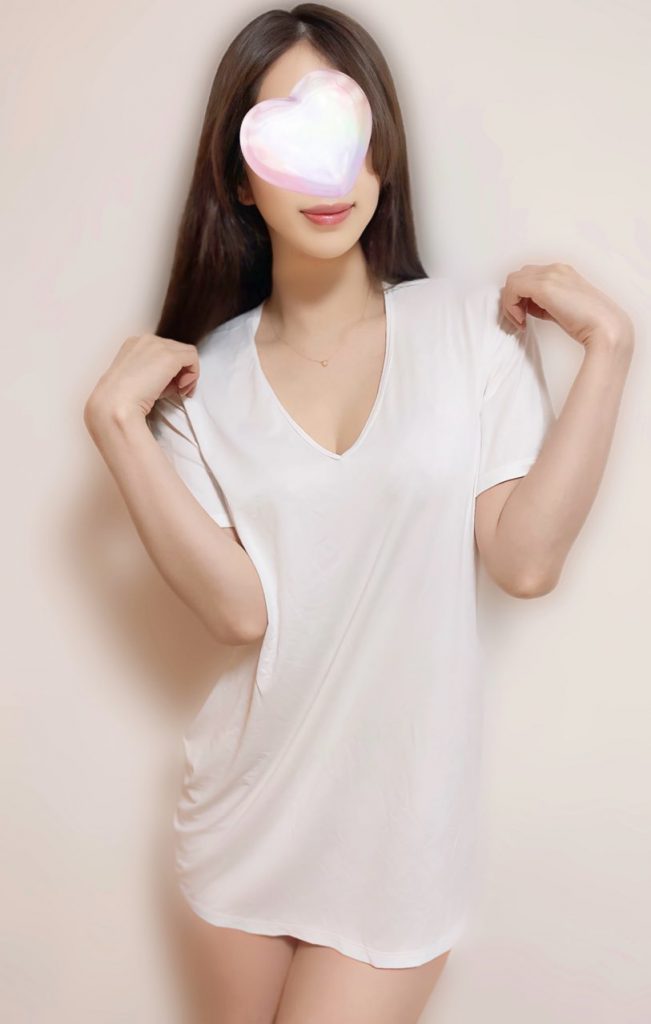 雛形ゆりな本日デビュー✨